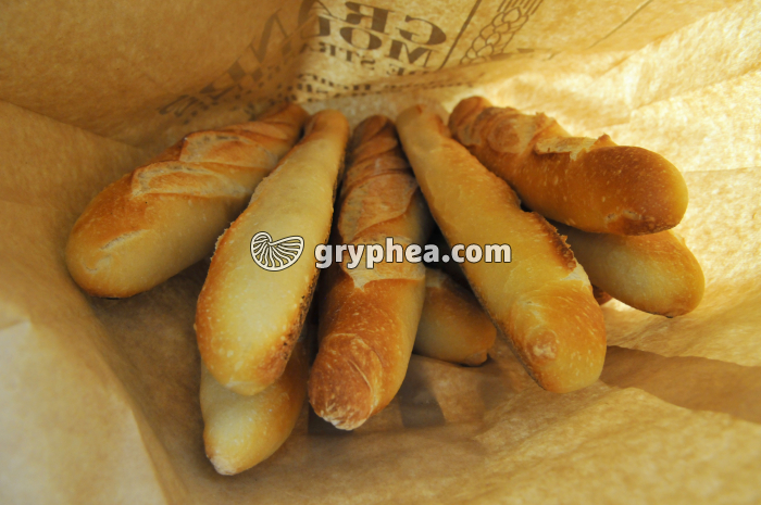 Fabrication du pain - Baguettes dans un sac à pain - gryphea.com